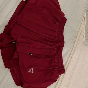 Luogongzi Size Medium burgundy/red shirts. Gently used